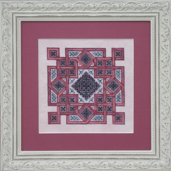 Celtic Quilts: Crown of Squares - PDF